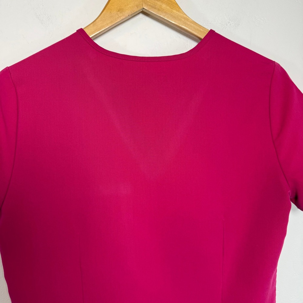 FIGS Scrub Top Magenta Pink Catarina V-Neck One-Pocket Medical Workwear XS - Picture 5 of 11
